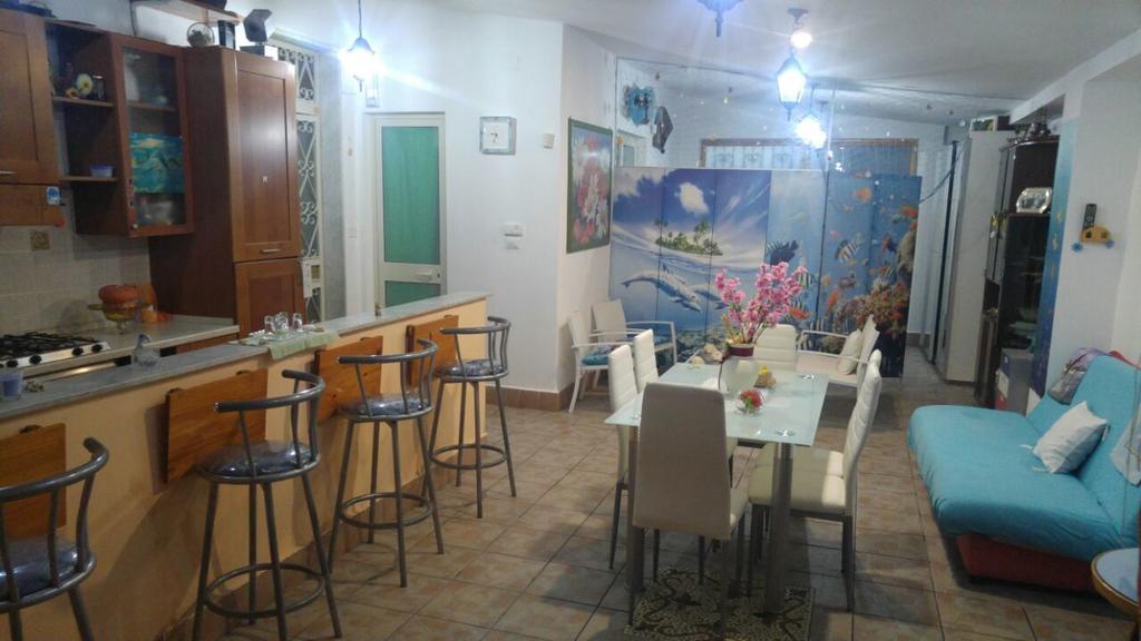 Beb I Delfini Di Casa Paola Bed & Breakfast Mascali Exterior foto